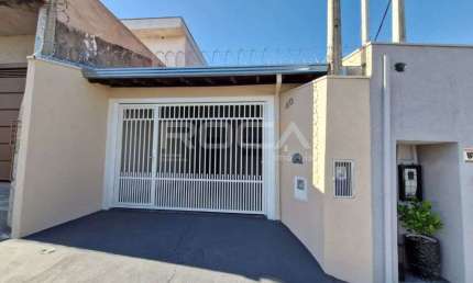 Casa padrão à venda no bairro Albertini em São Carlos