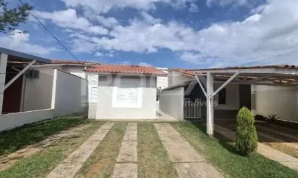 Encantadora Casa à Venda em Condomínio no Jardim Ipanema, São Carlos