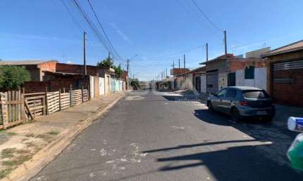 Casa à venda no bairro Cidade Aracy II em São Carlos