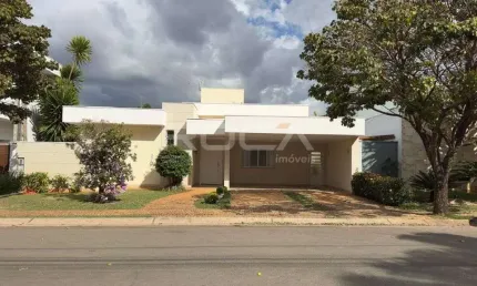 Casa de luxo com 3 suítes e área de lazer completa em Parque Faber Castell I
