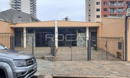 Casa comercial à venda na Vila Monteiro Gleba I, São Carlos: 7 salas, 7 escritórios, edícula.