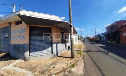 Oportunidade única! Casa comercial de 3 dormitórios na Vila Prado, São Carlos