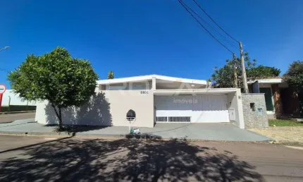 Casa comercial à venda e locação no Jardim Macarengo, São Carlos