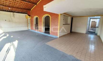 Ponto Comercial de 3 dormitórios na Vila Prado, São Carlos