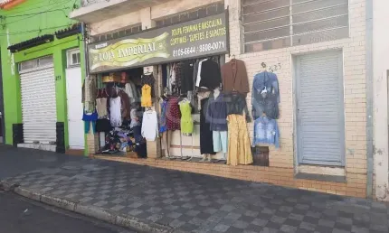 Oportunidade única! Casa comercial à venda no Centro de São Carlos