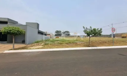 Terreno à venda no condomínio recanto do sabiá em são carlos