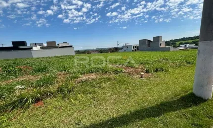 Terreno à venda no bairro RECANTO DO SABIÁ em São Carlos
