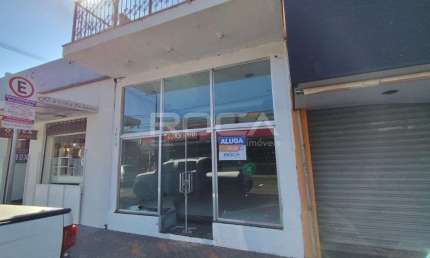 Salão Comercial no Centro de São Carlos - 3 banheiros, canil