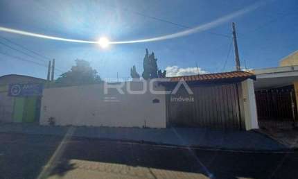 Linda Casa Padrão para Alugar na Vila Costa do Sol - São Carlos