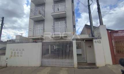 Apartamento padrão para alugar no bairro Jardim Centenário em São Carlos