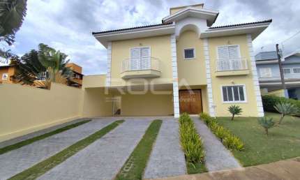 Espetacular Casa de Alto Padrão para Alugar em Damha I, São Carlos