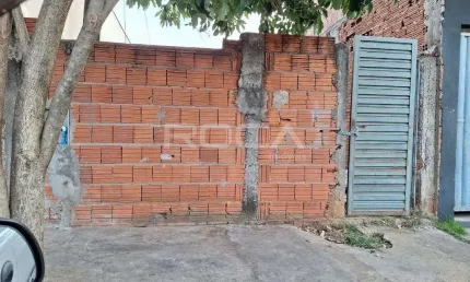 Terreno à venda na Rua Antonio Busto Alabarca, 858, Cidade Aracy, São Carlos