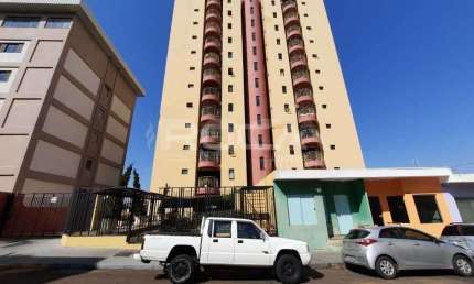 Aluguel de Apartamento Padrão no Centro de São Carlos