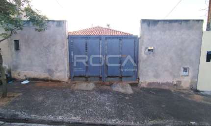 Casa padrão com 2 dormitórios no Distrito Industrial Miguel Abdelnur, São Carlos