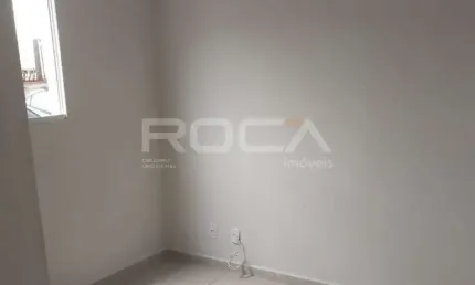 Apartamento térreo em Distrito Industrial Miguel Abdelnur, São Carlos