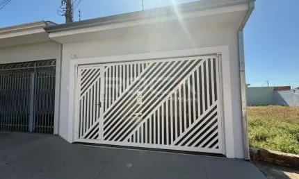 Casa à venda no Jardim Bandeirantes, São Carlos: 3 dormitórios e suíte!
