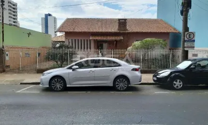 Casa padrão à venda no centro de são carlos - 4 dormitórios