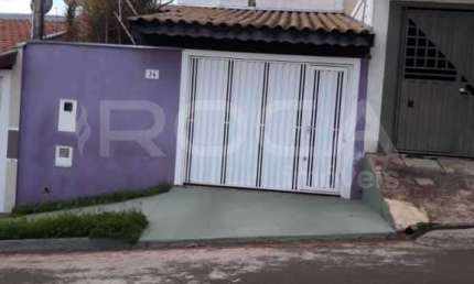 Casa à venda no bairro Jardim Medeiros, São Carlos: 2 dormitórios e espaço gourmet