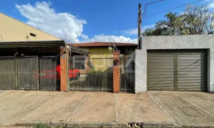 Casa de alto padrão à venda no Jardim Bandeirantes, São Carlos