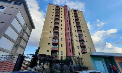 Venda de Apartamentos / Padrão na cidade de São Carlos