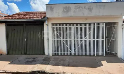 Casa à venda na Vila Carmem com 2 dormitórios e edícula