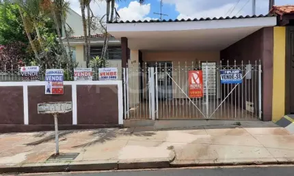 Casa à venda na Vila Monteiro Gleba I em São Carlos - Imóvel com 3 dormitórios e 4 garagens