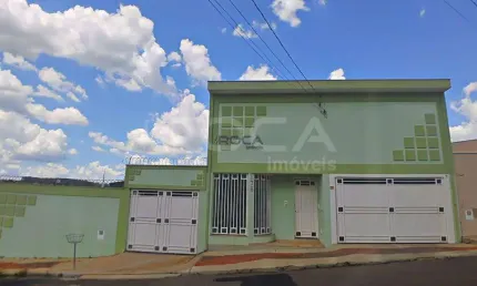 Casa à venda e locação no Jardim Ricetti, São Carlos - 3 dormitórios, suíte, canil e poço artesiano