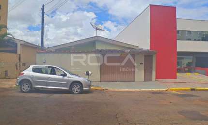 Casa de 3 Dormitórios à Venda no CENTRO de São Carlos