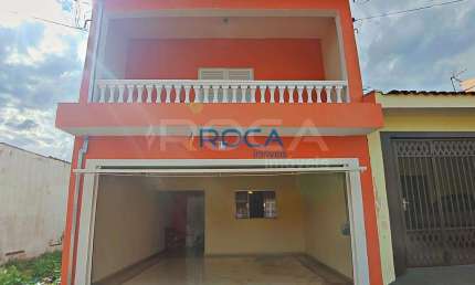 Casa de 3 dormitórios com churrasqueira e quintal em Romeu Tortorelli, São Carlos