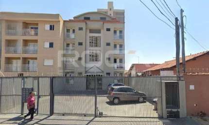 Venda de Apartamentos / Padrão na cidade de São Carlos