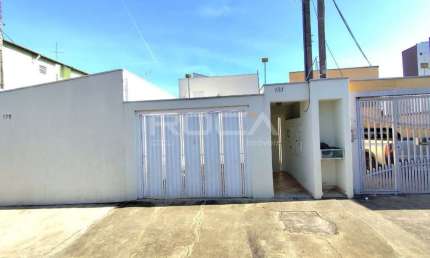 Aluguel de Kitnet na Vila Marina São Carlos - 1 dormitório, 1 banheiro, cozinha e lavanderia!