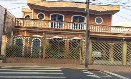 Casa à venda com 3 dormitórios na Vila Prado, São Carlos