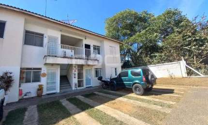 Apartamento à venda no Jardim Tangará, São Carlos: 2 dormitórios e garagem coberta!