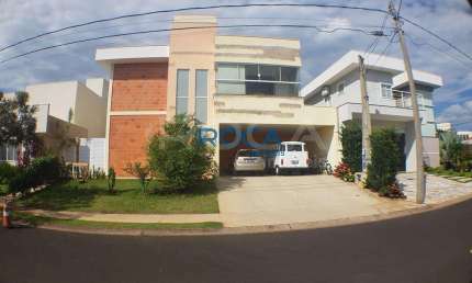 Venda de Casas / Condomínio na cidade de São Carlos