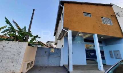Aluguel de Apartamento no Jardim Santa Paula, São Carlos - 1 dormitório, garagem e lavanderia.