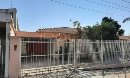 Casa com 4 quartos à venda na Rua Doutor Orlando Damiano, 2377, Centro, São Carlos