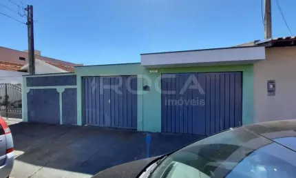 Casa com 3 quartos à venda na Rua Antônio Martines Carrera, 201, Jardim Beatriz, São Carlos