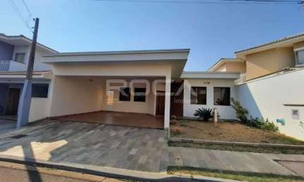 Casa à venda e locação em Condomínio São Carlos 1 - 3 dormitórios, suíte e acabamentos de qualidade!