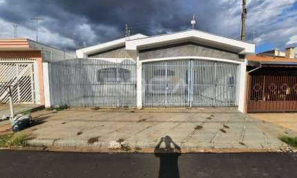Casa à venda com 3 dormitórios no Parque Santa Felícia Jardim - São Carlos