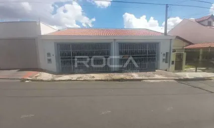 Casa de alto padrão à venda no Jardim Lutfalla, São Carlos