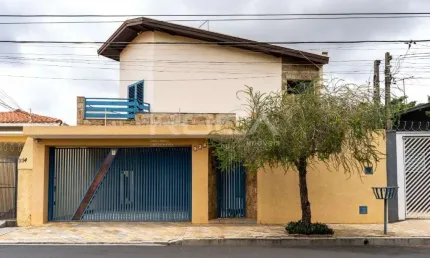 Lindo Sobrado de Alto Padrão com 3 Suítes no Jd. São Carlos