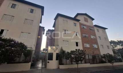 Venda de Apartamentos / Padrão na cidade de São Carlos