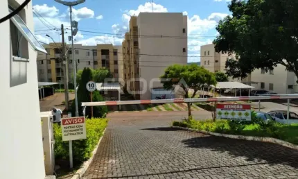 Venda de Apartamentos / Padrão na cidade de São Carlos