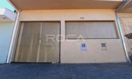 Linda Casa à Venda no Bairro Cidade Aracy, São Carlos