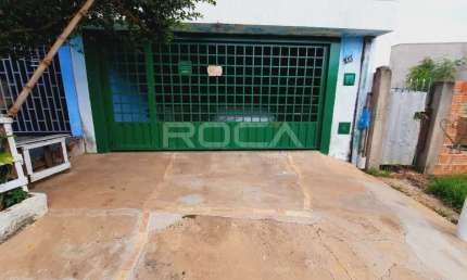 Casa padrão com 2 dormitórios e suíte em Romeu Tortorelli, São Carlos