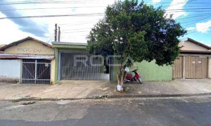 Casa padrão à venda em São Carlos 3, São Carlos - Aconchegante 2 dormitórios!