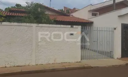 Encantadora casa à venda com 2 dormitórios no bairro SILVIO VILARI em São Carlos