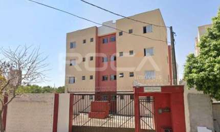 Venda de Apartamentos / Padrão na cidade de São Carlos
