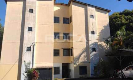 Venda de Apartamentos / Padrão na cidade de São Carlos
