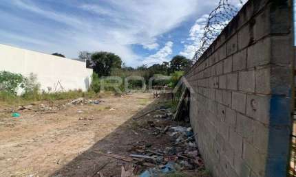 Oportunidade única! Terreno comercial à venda no bairro Cidade Aracy, São Carlos.